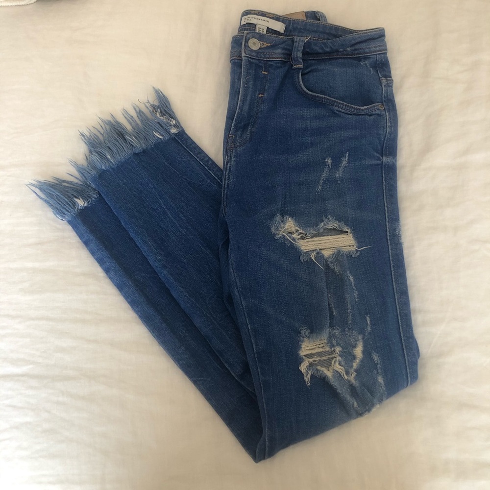 Zara Destreased Jeans